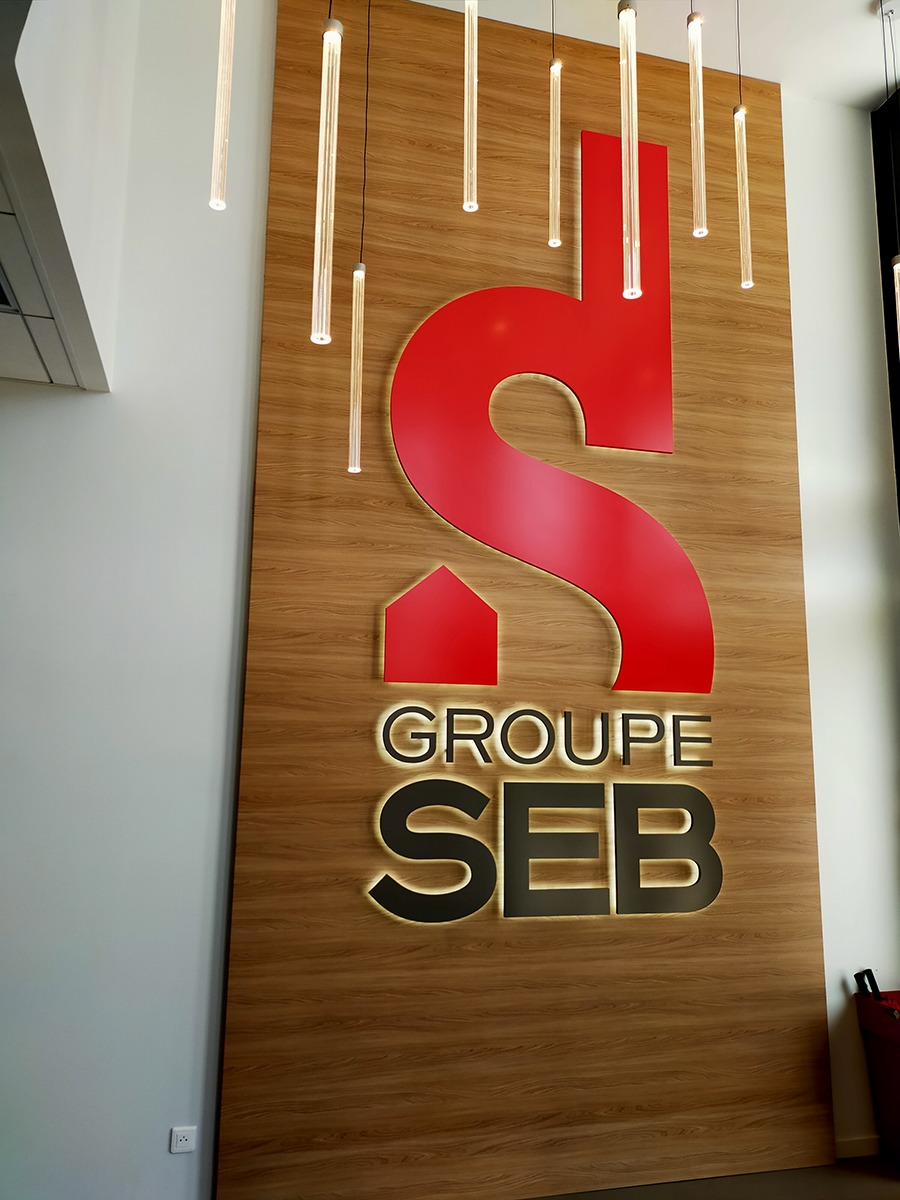 01 LOGO SEB 1